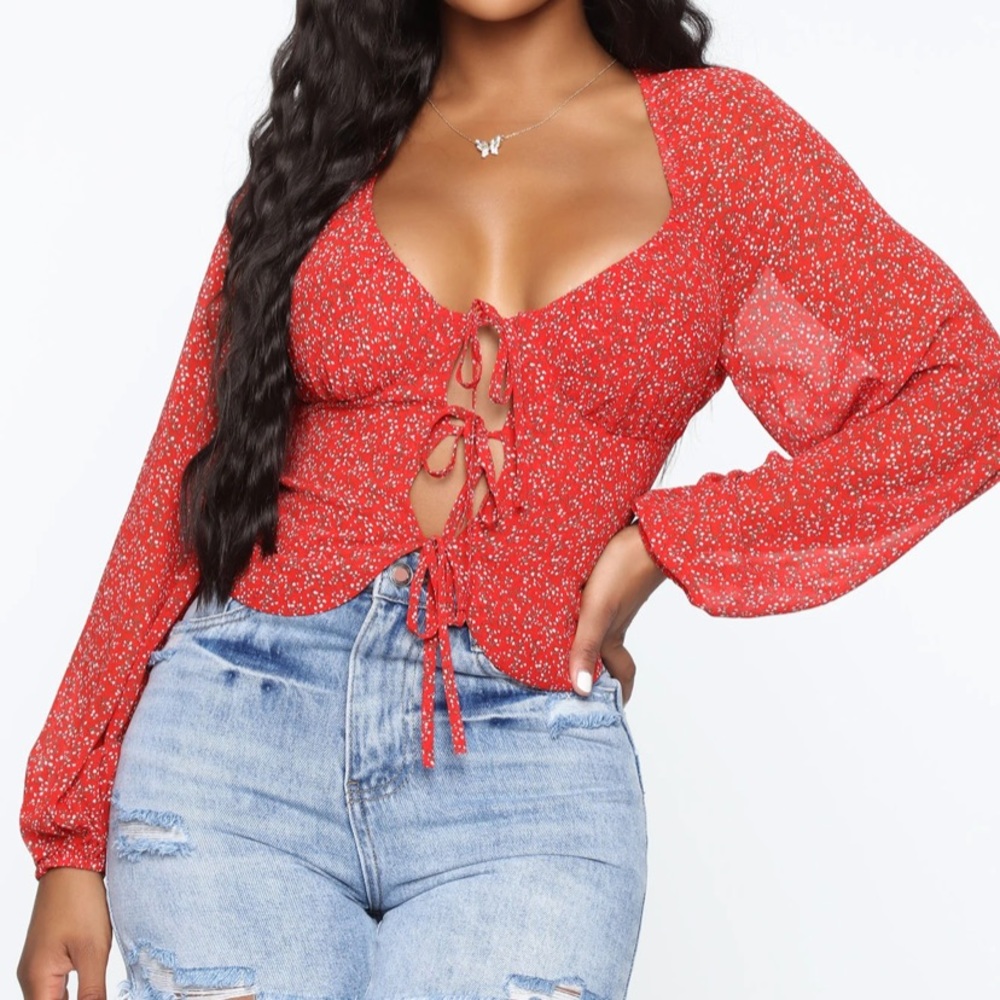 FASHION NOVA/ CHIA BOY CHIFFON TOP
